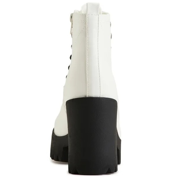 Seven7 Flatiron Lug Sole Boots Off White - Picture 4 of 7